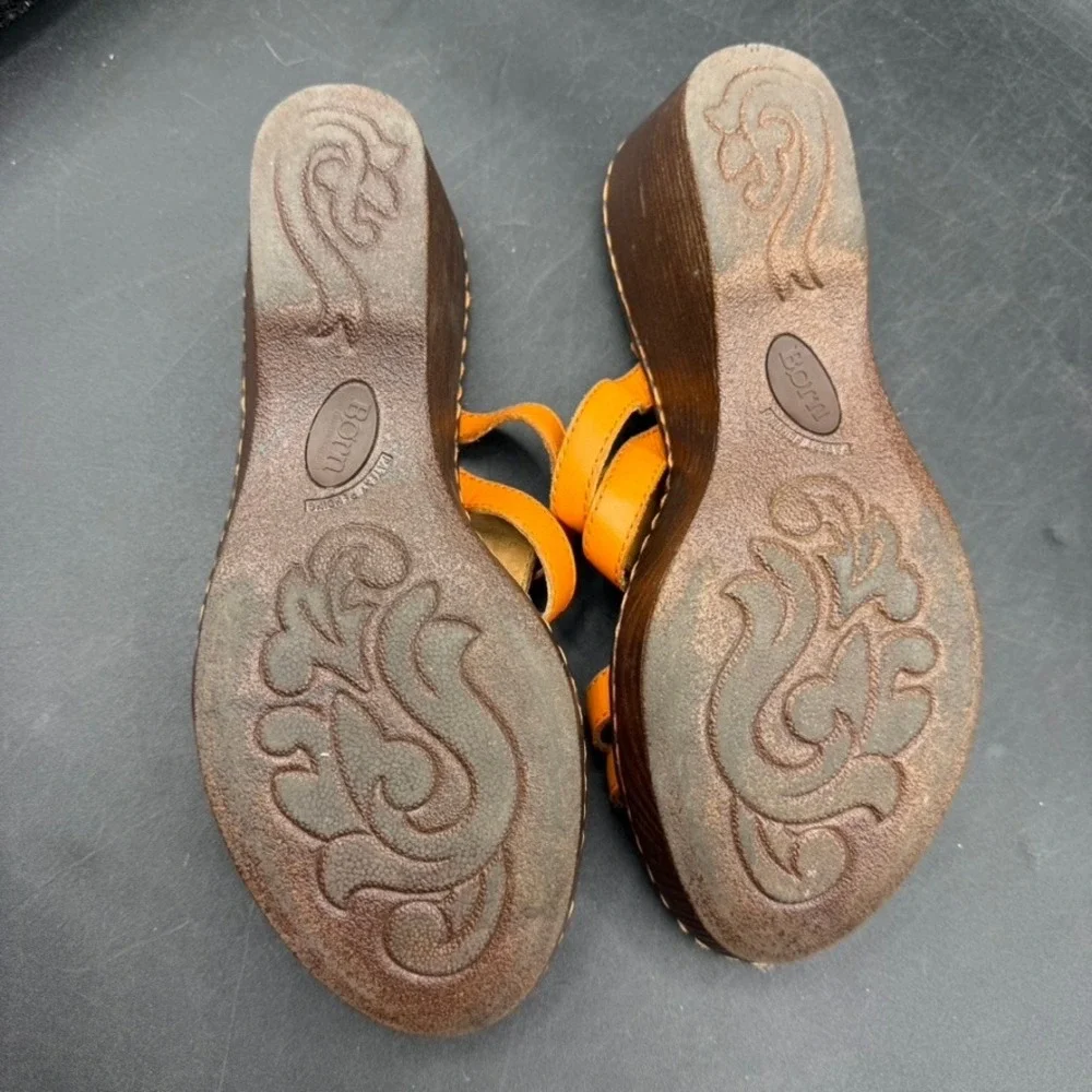 Born Flower Wedge Sandals Womens 8 Orange Leather Strappy Boho